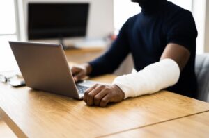 injured worker contacting lawyer online